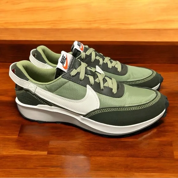 Nike Waffle Debut Sneakers - Picture 3 of 8